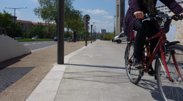 Évaluation des fréquentations vélos à Lyon via les compteurs vélos au sol
