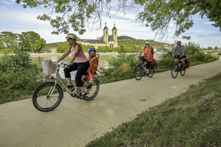 ILLUSTRATION 1_Moselle-Saône à Vélo (V50) à Pont-à-Mousson ©Guillaume Robert-Famy