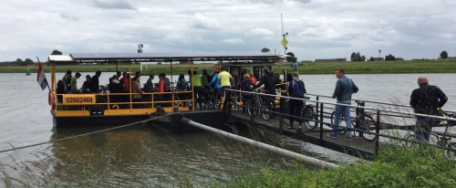 Bateaux et vélo le long de l'EuroVelo 15