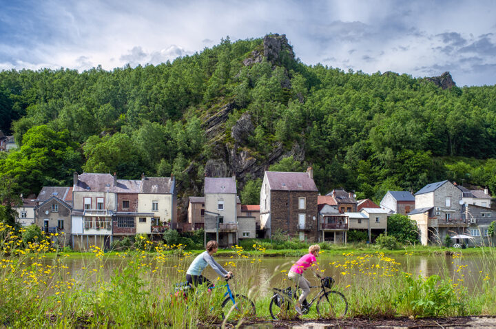 BDLa Meuse à vélo les 4 fils Aymon crédit photo Marjolein Van Rotterdam- Coll. Agence Régionale du Tourisme Grand Est