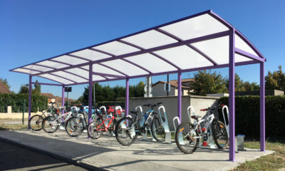 parking vélos école de Bonson 1 - crédit Altinnova