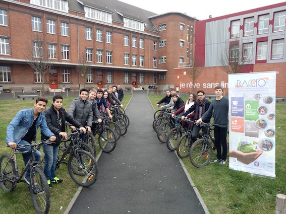 Voyage à vélo Lille-Brighton du lycée Baggio ©Eric Paternoga