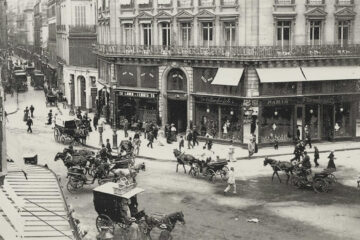 1200px-Zola,_Francois_Emile_-_Straßenkreuzung_in_Paris_(Zeno_Fotografie)
